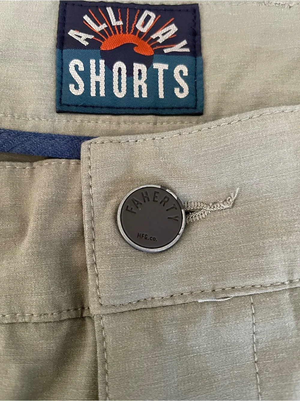 Faherty All Day Beltloop Flat-Front Men’s Shorts 8 1/2” inseam NWOT